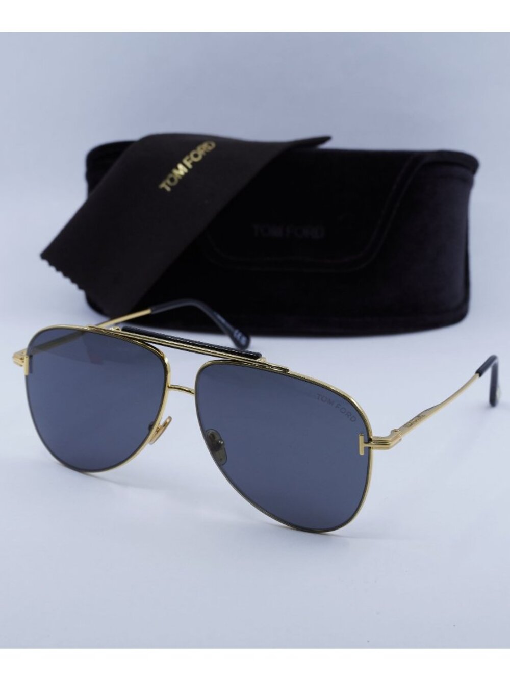 Tom Ford Brady FT1018 30A Aviator Sunglasses - Gold Black \ Smoke